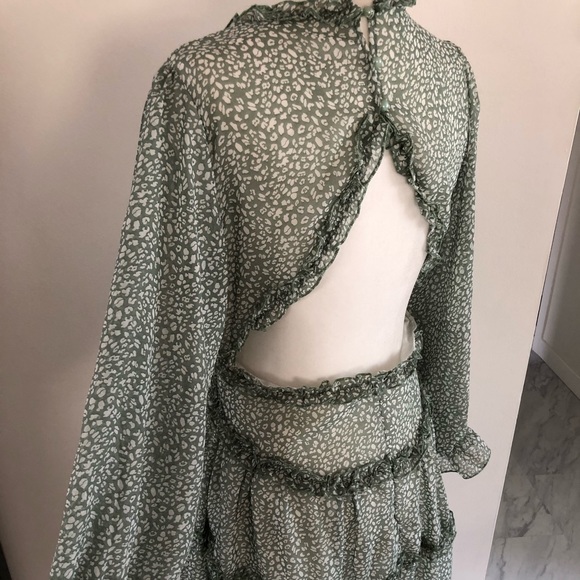 GORGEOUS LEOPARD PRINT DRESS - Picture 5 of 6